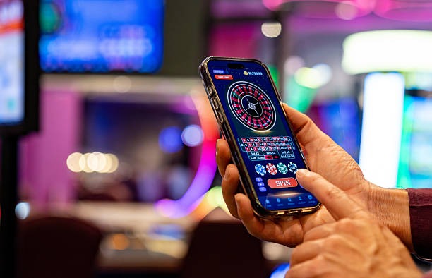 Live Three Card Poker dealer at indomaxbet studio with HD camera showing card dealing